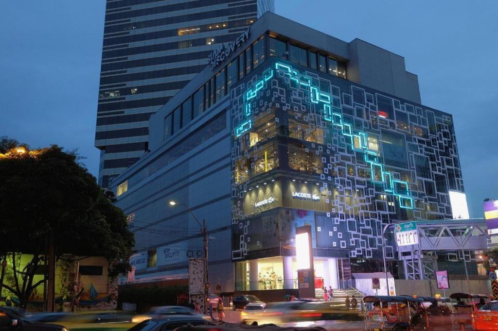 Hotel Ban Thungdang Housetel Bangkok Exterior foto